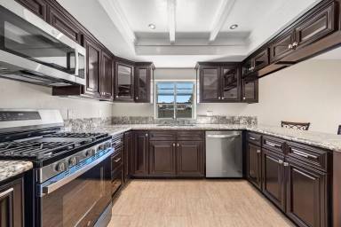 Main picture of 7312 Spruce Cir