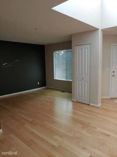 Main picture of 5909 Panorama Dr SE