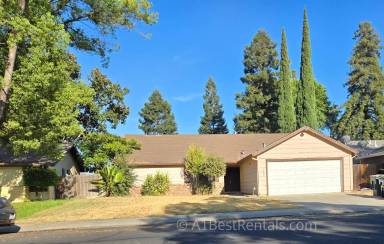 Main picture of 1422 Trailwood Ave