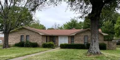 Main picture of 202 Ridgecrest St