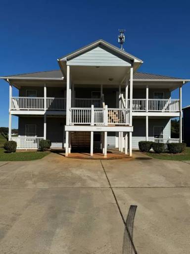 Main picture of 502 Club Villa Ct
