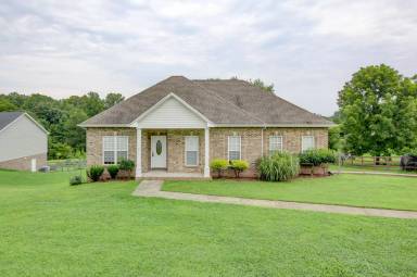 Main picture of 976 Ernest Stewart Dr