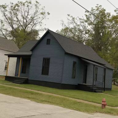 Main picture of 411 Humansville