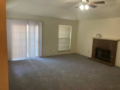 Main picture of 1812 S Westridge St