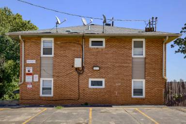 Main picture of 1008 S 29th St