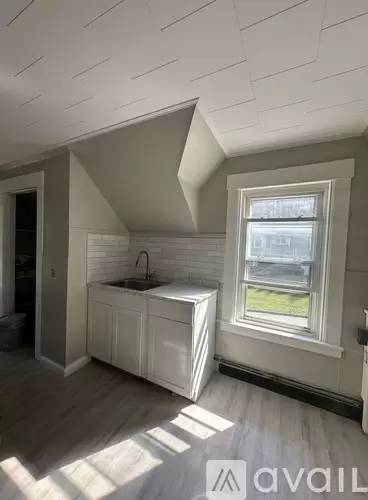 Main picture of 29 Allen St