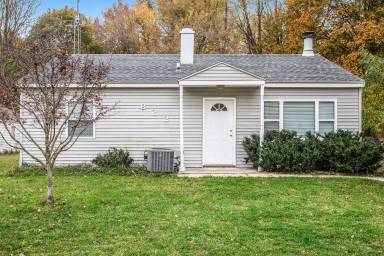 Main picture of 822 Shumway Ave