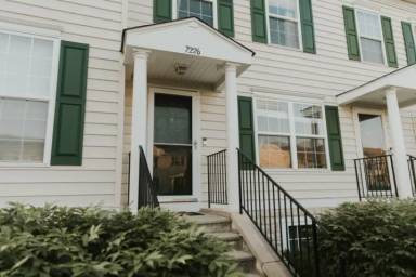 Main picture of 7226 Colonial Affair Dr