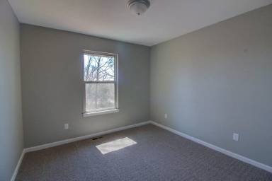 Main picture of 1012 E Lakota St