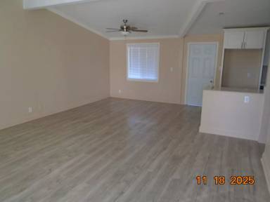 Main picture of 319 E Nugent St