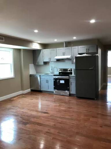 Main picture of 1345 S 4th St
