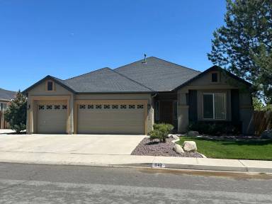 Main picture of 1142 Dortmunder Dr