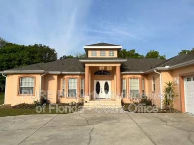 Main picture of 10346 SW 64th Ct