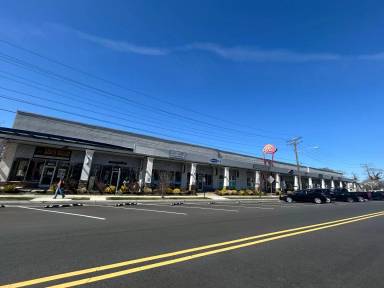 Main picture of 406 Comstock St