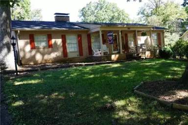 Main picture of 322 Sharon Ave NW