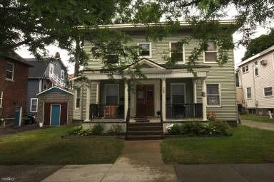 Main picture of 309 E Jefferson St