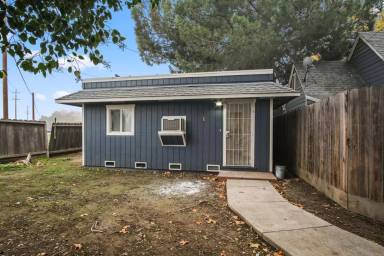 Main picture of 1109 Alice St