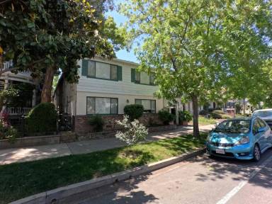 Main picture of 2522 N St