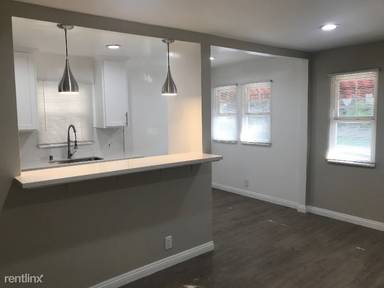 Main picture of 7011 Fountain Ave