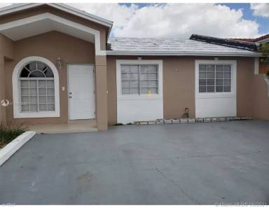 Main picture of 7655 NW 179th Ter