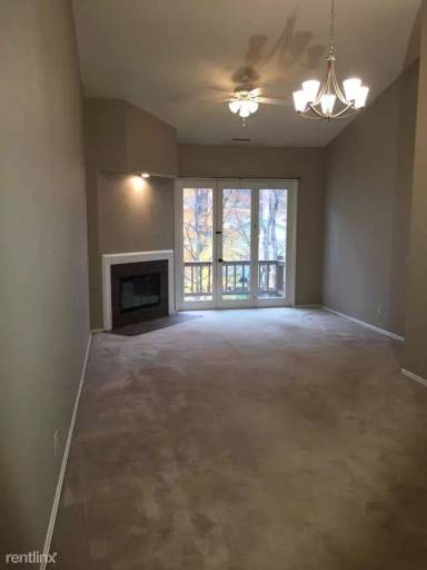 Main picture of Forest Pointe Condominiums