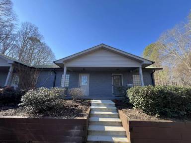 Main picture of 101 Ranger Dr