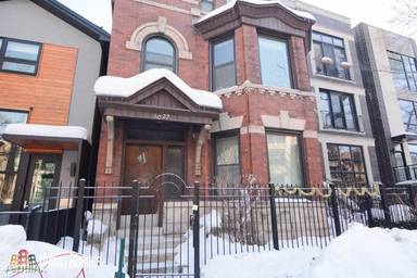 Main picture of 1027 N Honore St