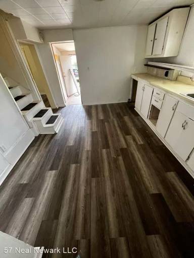 Main picture of 216 Weller Ave