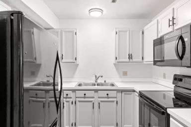Main picture of 607 Avenue F