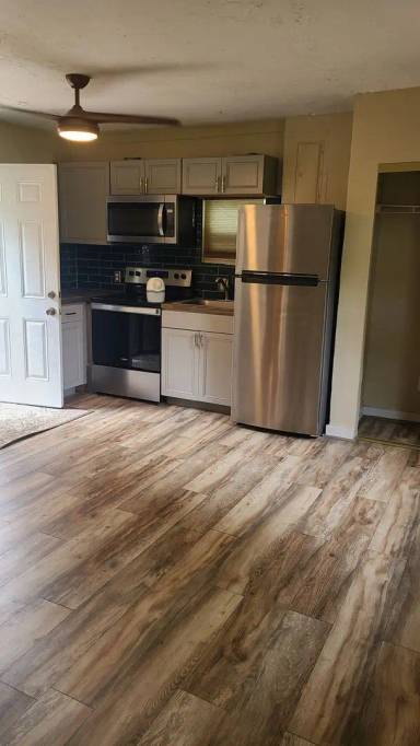 Main picture of 1022 NW 4th Ave