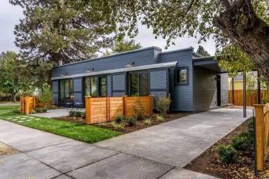 Main picture of 711 NW Georgia Ave