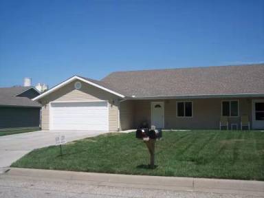 Main picture of 507 S Gildersleeve St