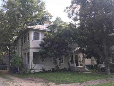 Main picture of 422 W. Mistletoe - 2