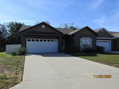 Main picture of 520 Winthrope Ln
