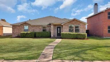 Main picture of 1120 Bumble Bee Dr