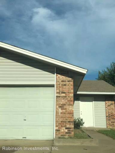 Main picture of 8406 S Camay Ave