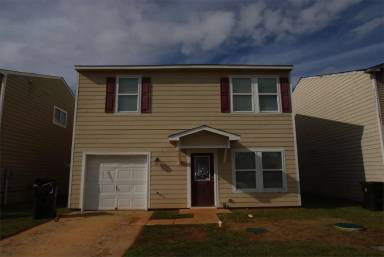 Main picture of 113 Farmington Dr