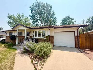 Main picture of 3126 W 5th St