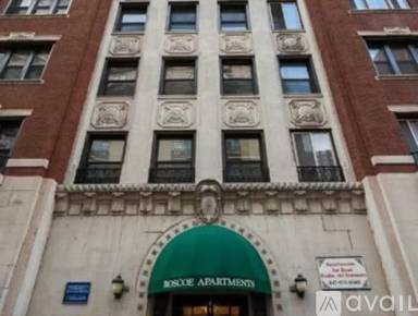 Main picture of 427-33 W Belden Ave