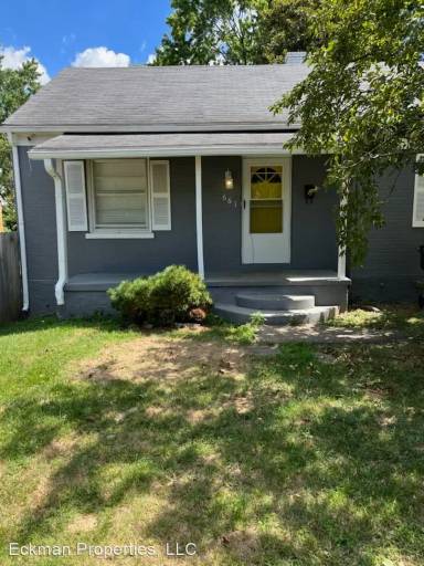Main picture of 661 E Loudon Ave