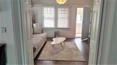 Main picture of 208 Horizon Ave