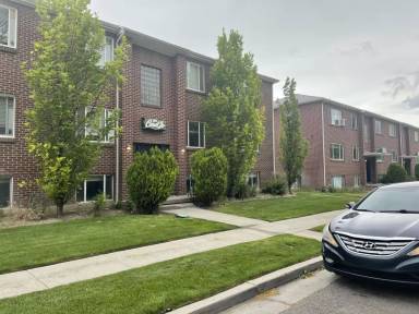 Main picture of 203 N Quince St