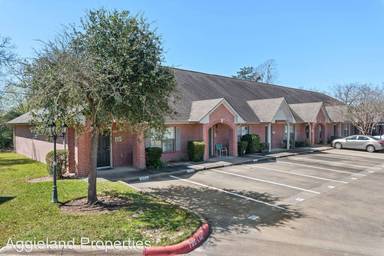 Main picture of 1702 Deacon Dr
