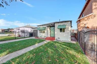 Main picture of 415 E Colden Ave
