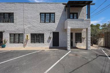 Main picture of 342 W Culver St Apartments