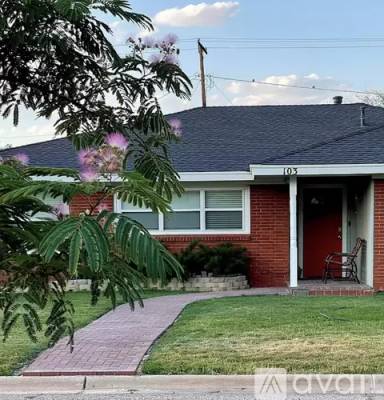 Main picture of 103 Washington Blvd