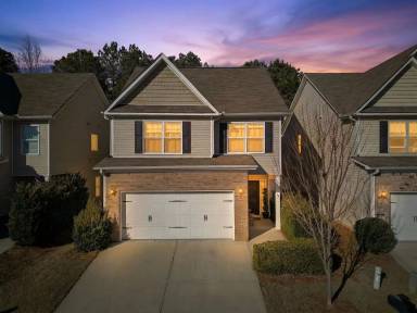 Main picture of 94 Hill Crest Cir