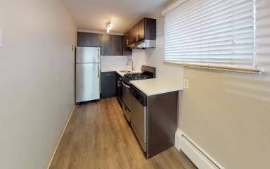 Main picture of 1444 Saint Paul St