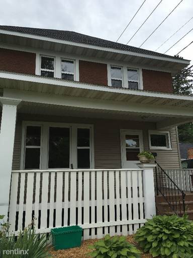 Main picture of 1001 N 13th Ave E