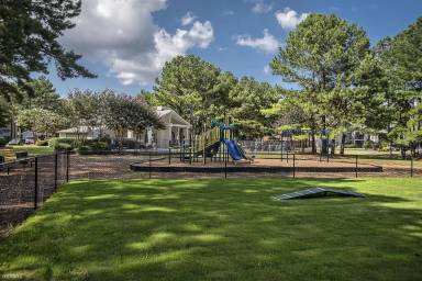 Main picture of Elements of Madison Apartments